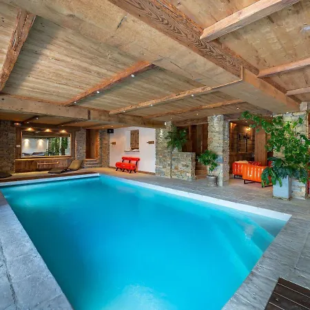 A Le Praz : Piscine, Room, Billard, 6 Adultes + 2 Enfants, Proche Pistes - Fr-1-568-14