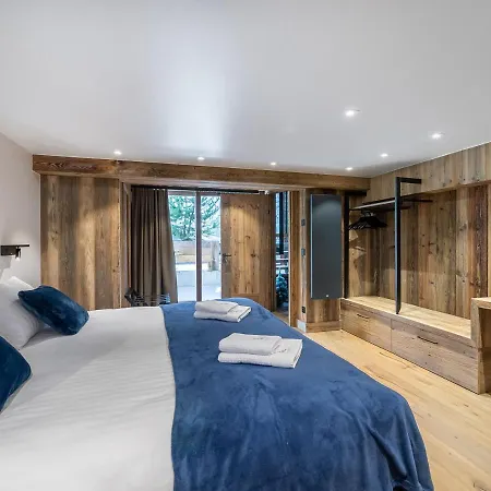 A Le Praz : Piscine, Room, Billard, 6 Adultes + 2 Enfants, Proche Pistes - Fr-1-568-14 * Courchevel